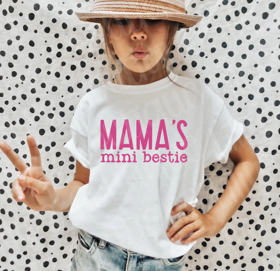 Mamas little bestie (white)
