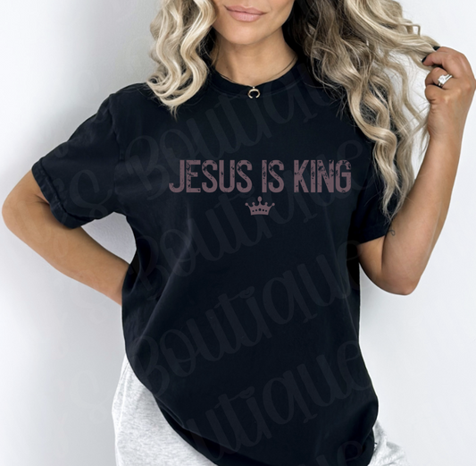 Jesus is King tee