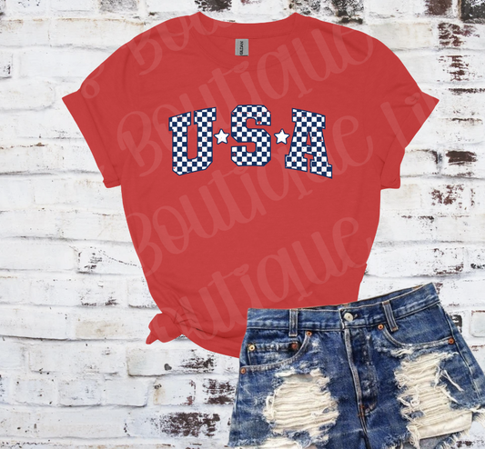 USA (red tee)