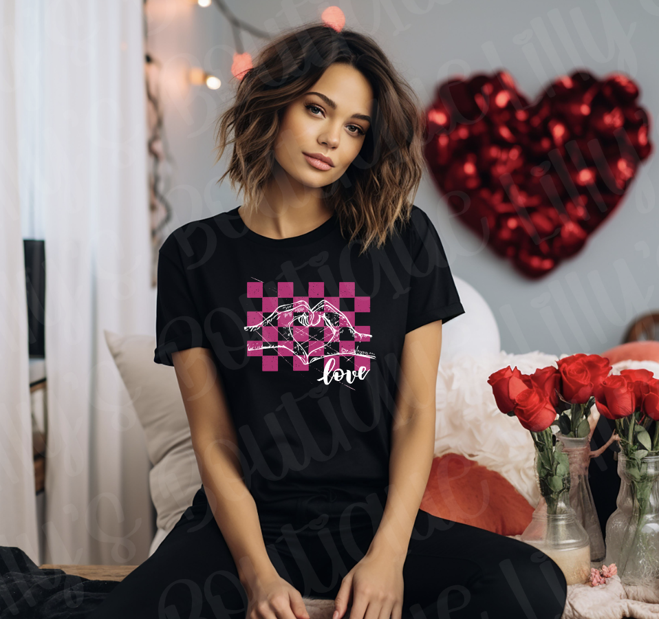 Love checkered Tee