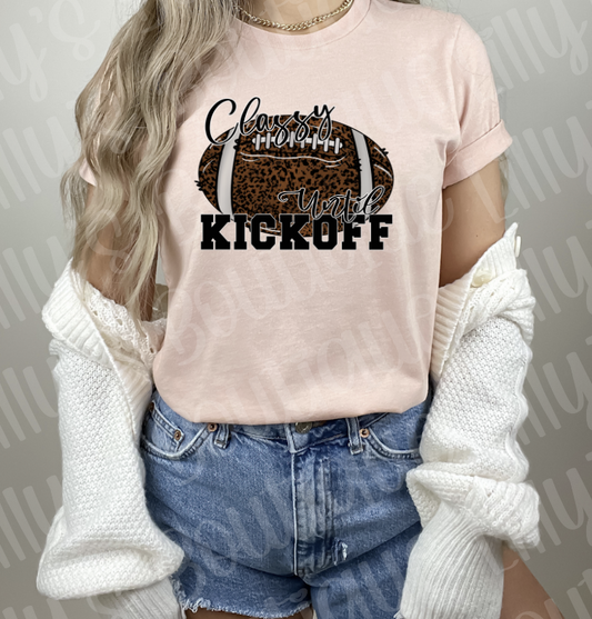 Classy till Kickoff tee