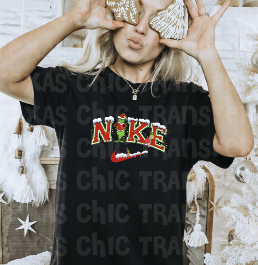 Nik Grinch tee