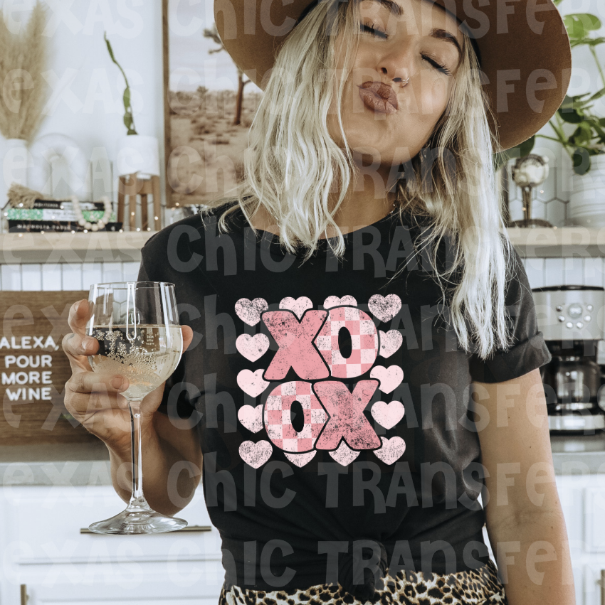 xoxo distressed tee